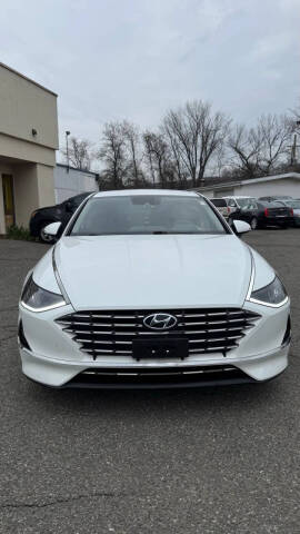 2022 Hyundai Sonata Hybrid Blue