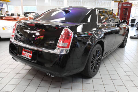 2012 Chrysler 300 Limited