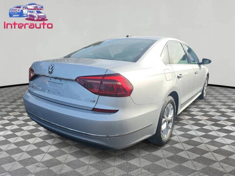 2017 Volkswagen Passat 1.8T S