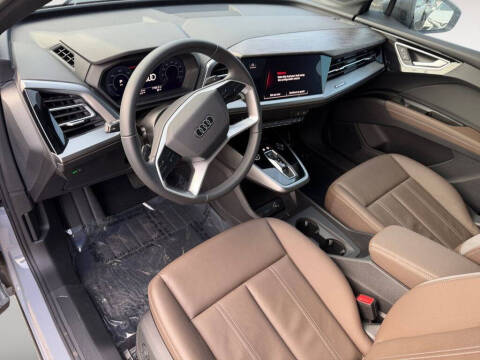 2024 Audi Q4 e-tron Premium 40