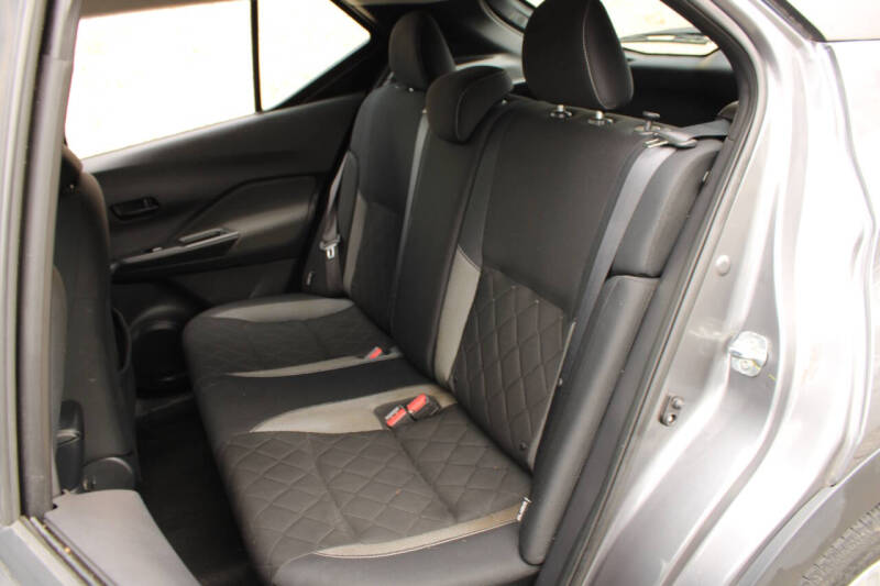 2020 Nissan Kicks S