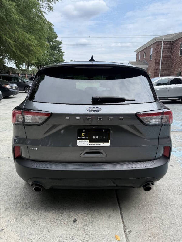 2021 Ford Escape SE