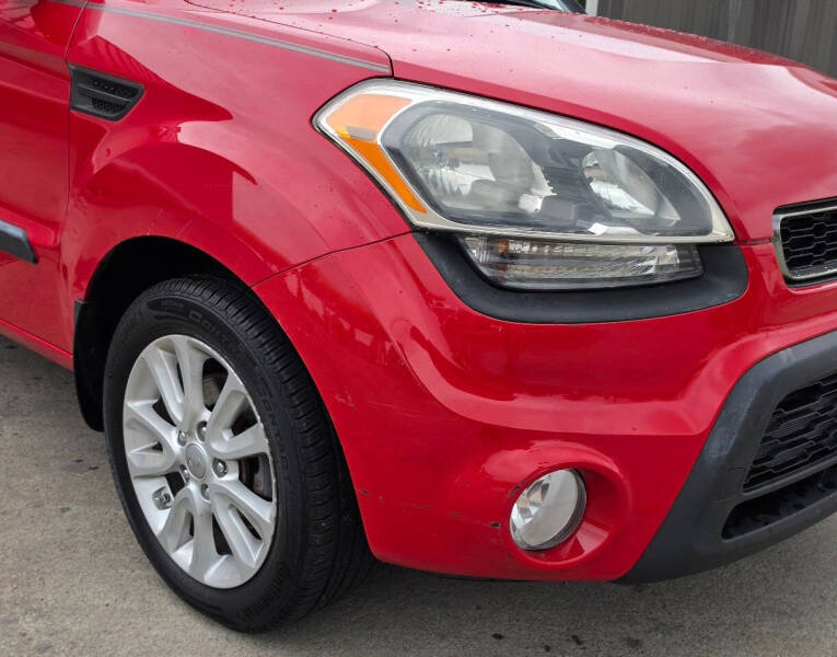 2013 Kia Soul +