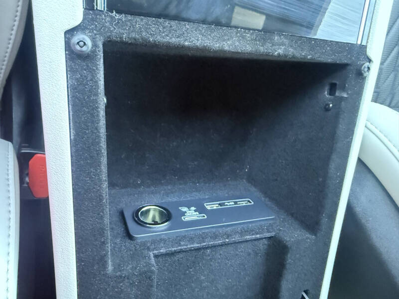 2020 Jaguar F-PACE SVR