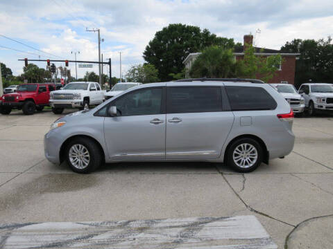 2014 Toyota Sienna