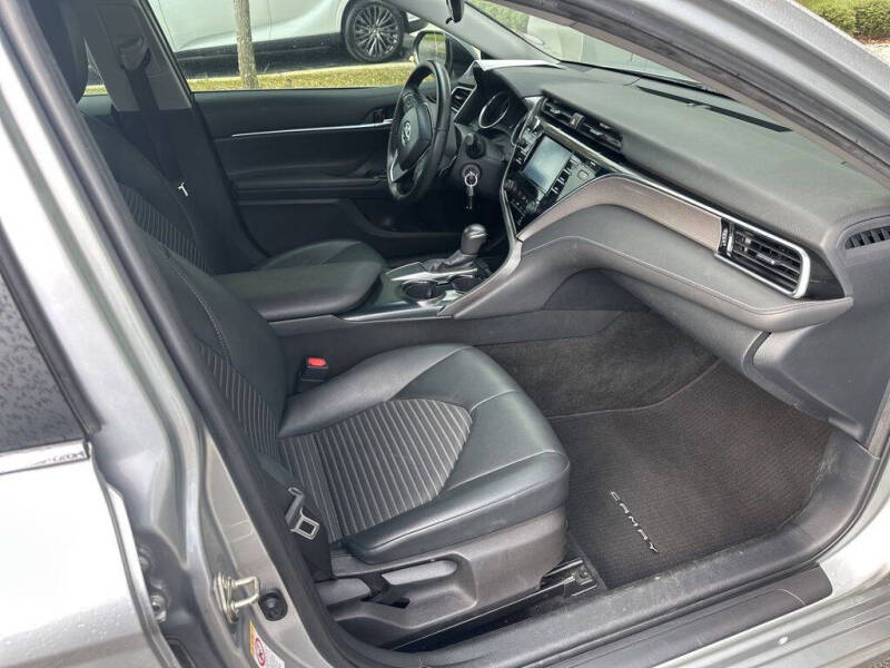 2018 Toyota Camry SE