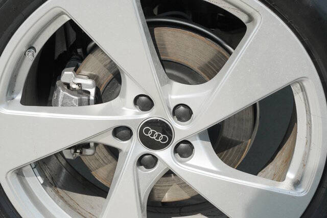 2025 Audi Q5 quattro Premium Plus TFSI