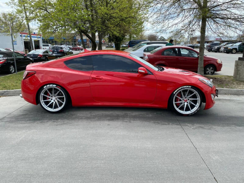 2014 Hyundai Genesis Coupe 3.8 R-Spec