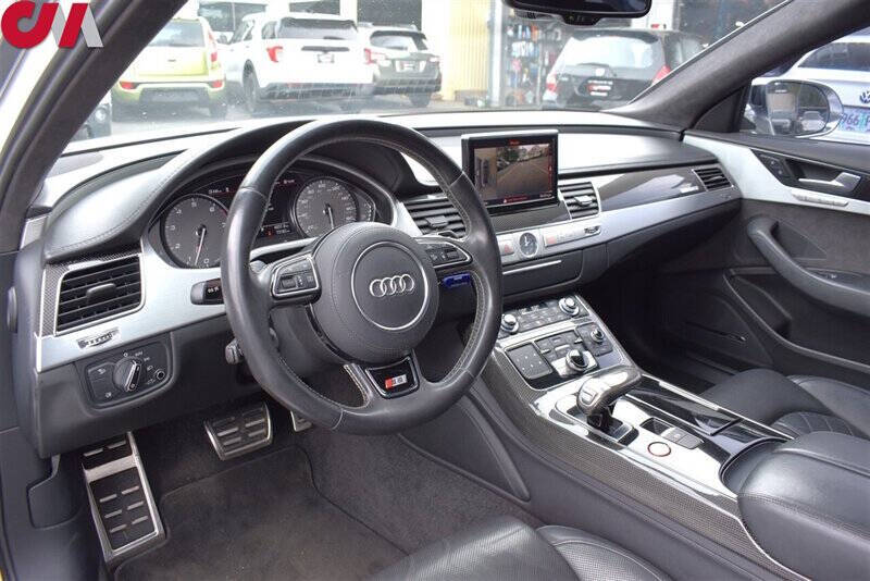 2013 Audi S8 4.0T quattro