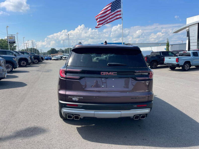 2025 GMC Acadia Elevation