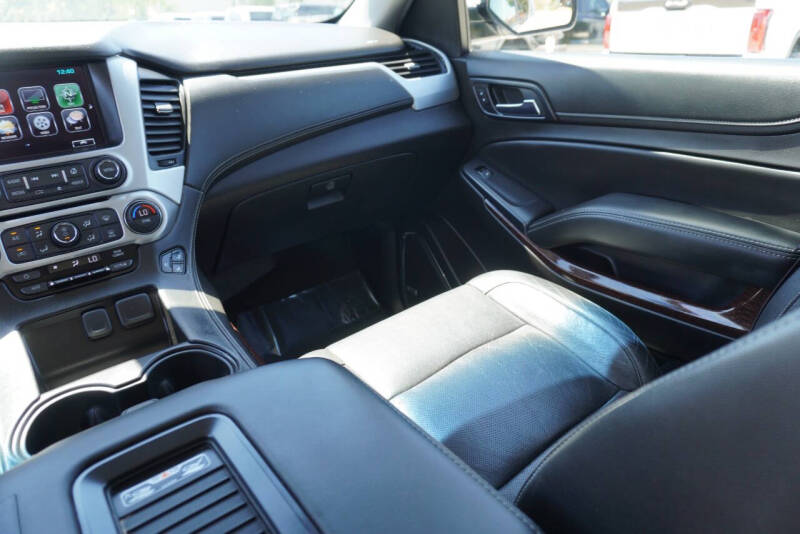 2017 GMC Yukon XL SLT