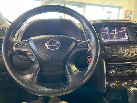 2015 Nissan Pathfinder SL