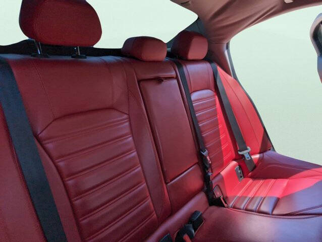 2017 Alfa Romeo Giulia Ti