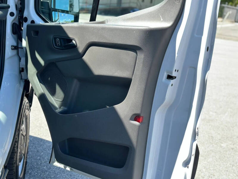 2022 Ford Transit
