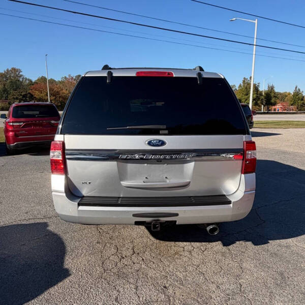 2016 Ford Expedition EL XLT