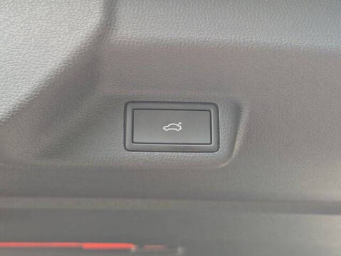 2025 Volkswagen ID. Buzz Pro S Plus