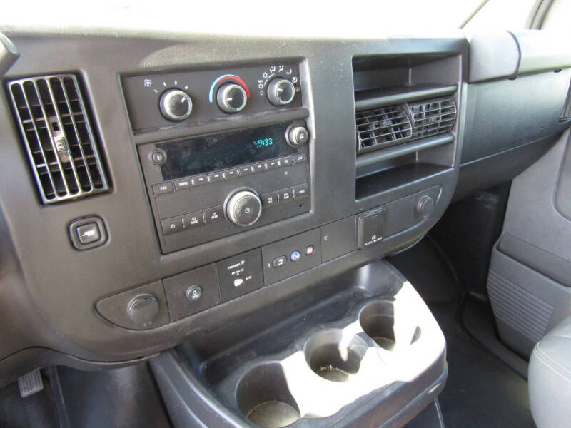 2018 Chevrolet Express LS 2500