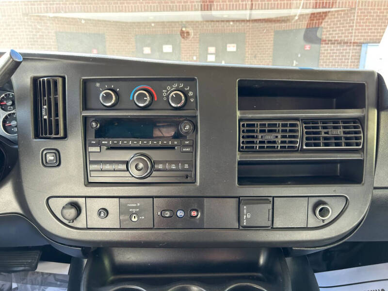 2020 Chevrolet Express 2500