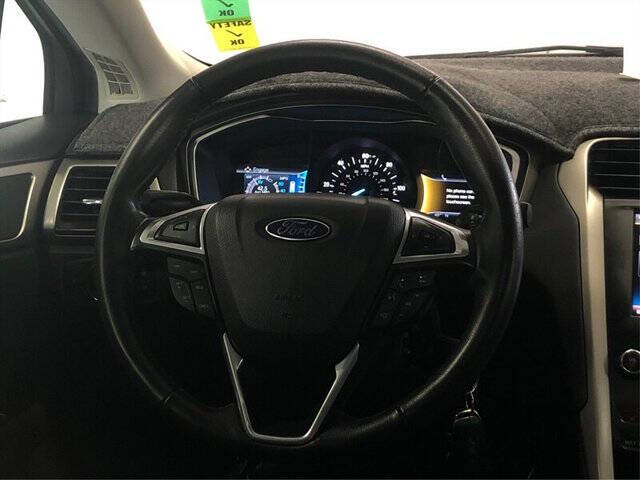 2013 Ford Fusion Hybrid SE
