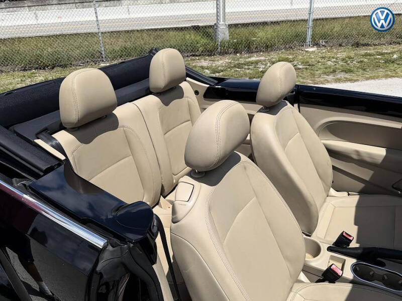 2013 Volkswagen Beetle Convertible