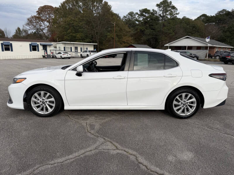 2022 Toyota Camry LE