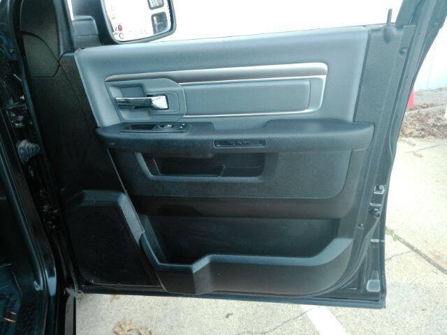 2024 RAM 1500 Classic