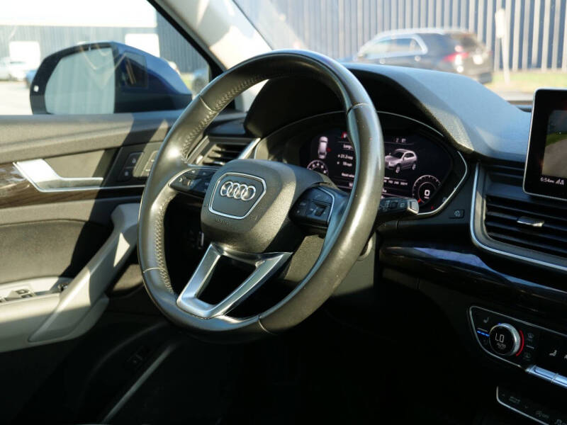 2018 Audi Q5 2.0T quattro Premium Plus