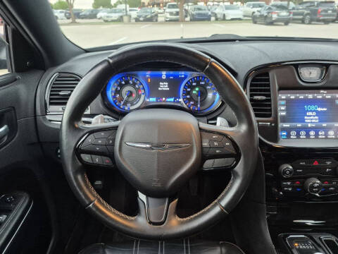 2018 Chrysler 300 S
