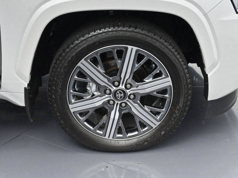 2025 Toyota Sequoia Capstone