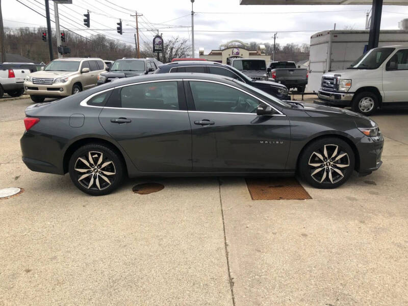 2017 Chevrolet Malibu LT