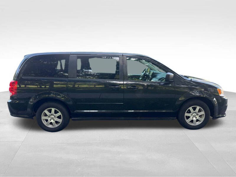 2013 Dodge Grand Caravan SE