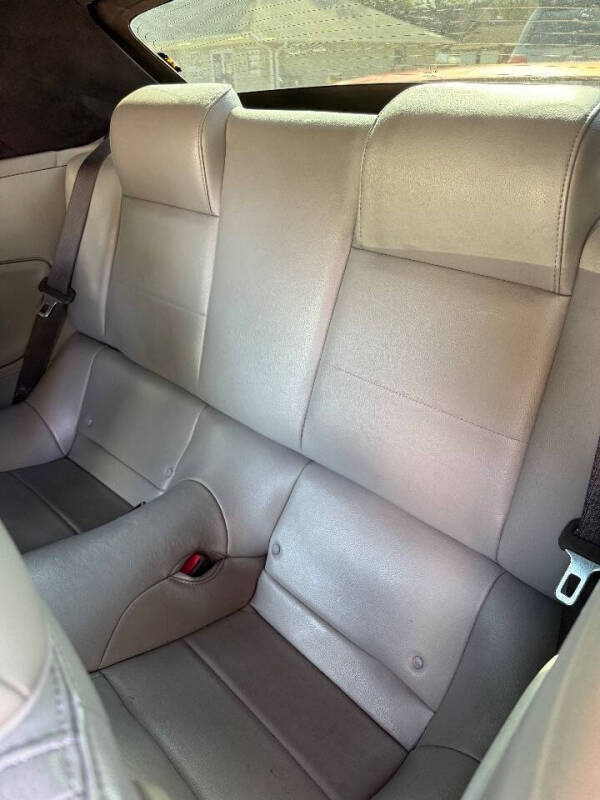 2006 Ford Mustang V6 Standard