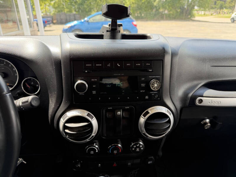 2011 Jeep Wrangler Sahara