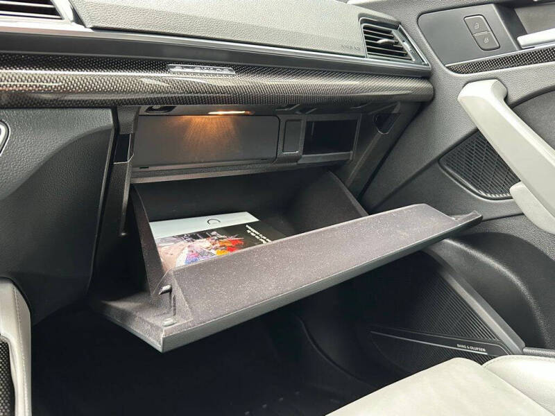 2022 Audi SQ5 3.0T quattro Prestige