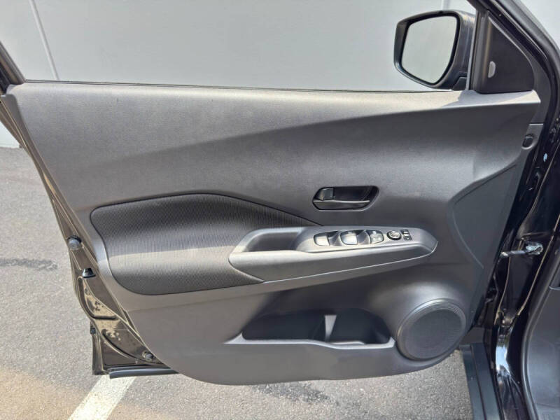 2021 Nissan Kicks S