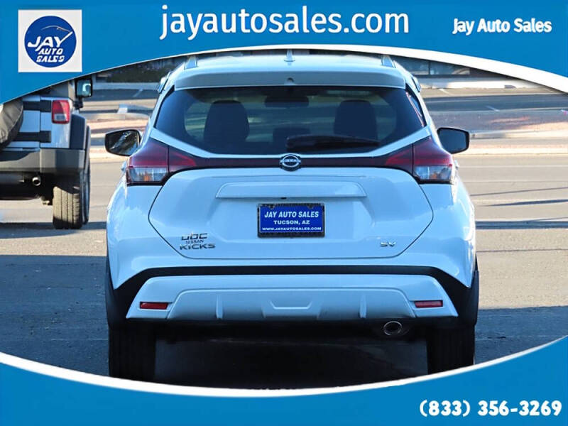 2022 Nissan Kicks SV