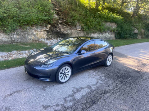 2021 Tesla Model 3 for sale at Bogie's Motors in Saint Louis MO