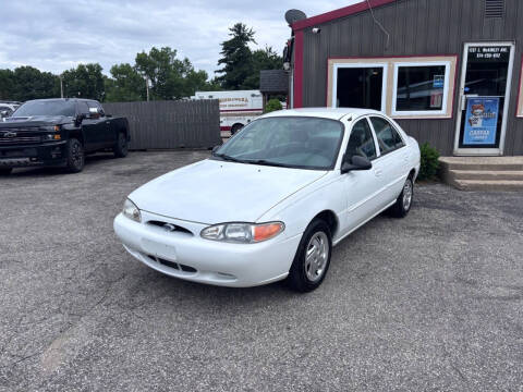 2000 Ford Escort