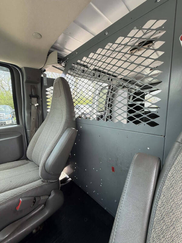 2017 Chevrolet Express 2500