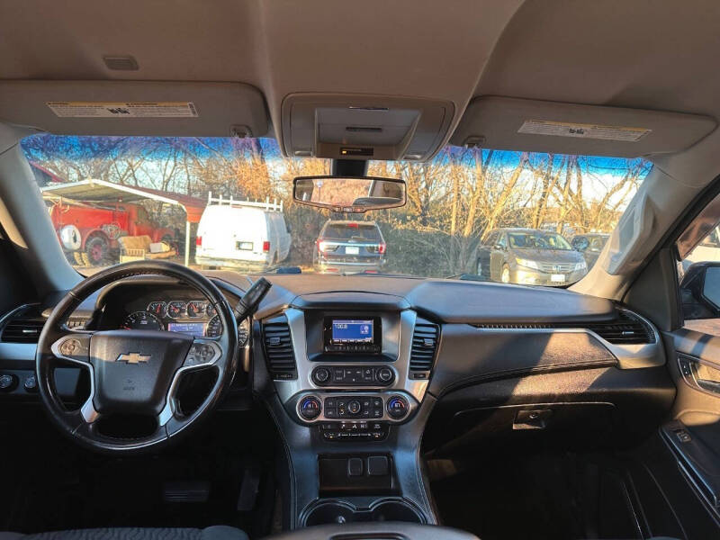 2015 Chevrolet Suburban LS