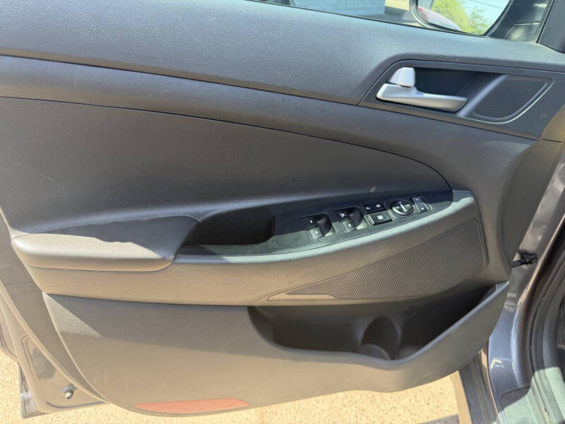 2017 Hyundai Tucson SE