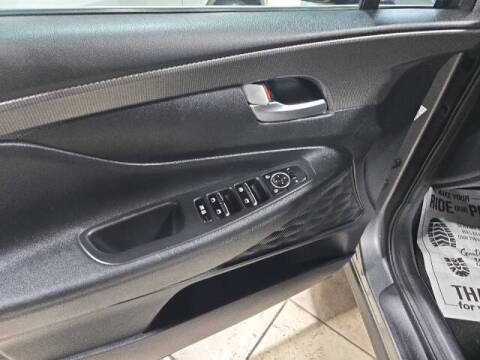 2019 Hyundai Santa Fe SE 2.4L