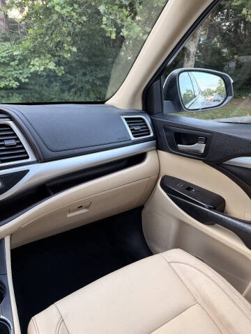 2017 Toyota Highlander XLE