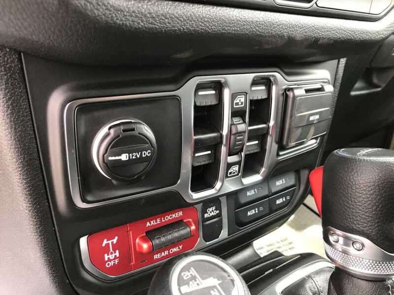 2025 Jeep Gladiator Willys