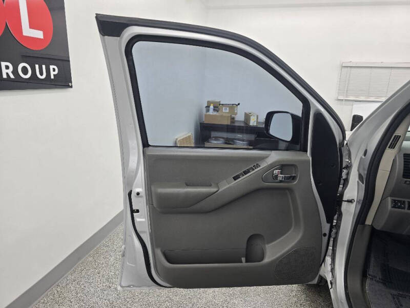 2012 Nissan Frontier S