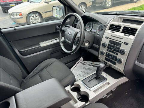 2009 Ford Escape XLT
