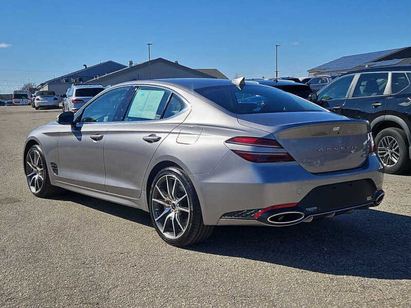 2025 Genesis G70