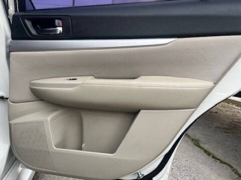 2013 Subaru Legacy 2.5i Premium