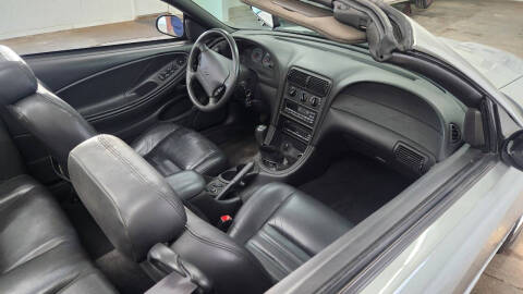 2000 Ford Mustang GT