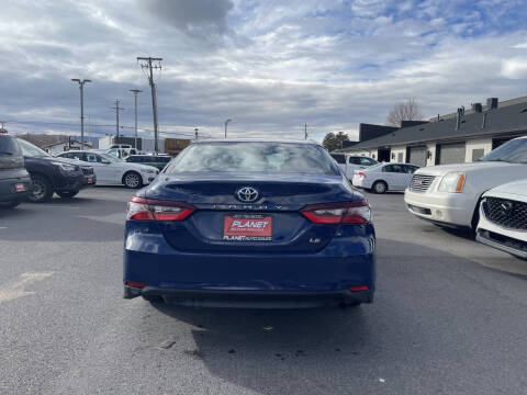 2024 Toyota Camry LE